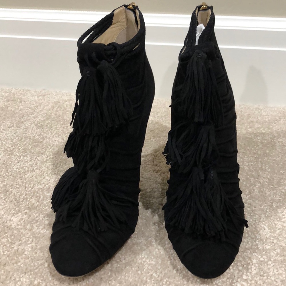 💸⬇️ Jimmy Choo black tasseled ankle booties - Picture 4 of 6